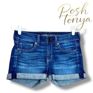 American Eagle Cuffed Denim Jean Shorts Size 2 Stretch Coastal Casual Jorts